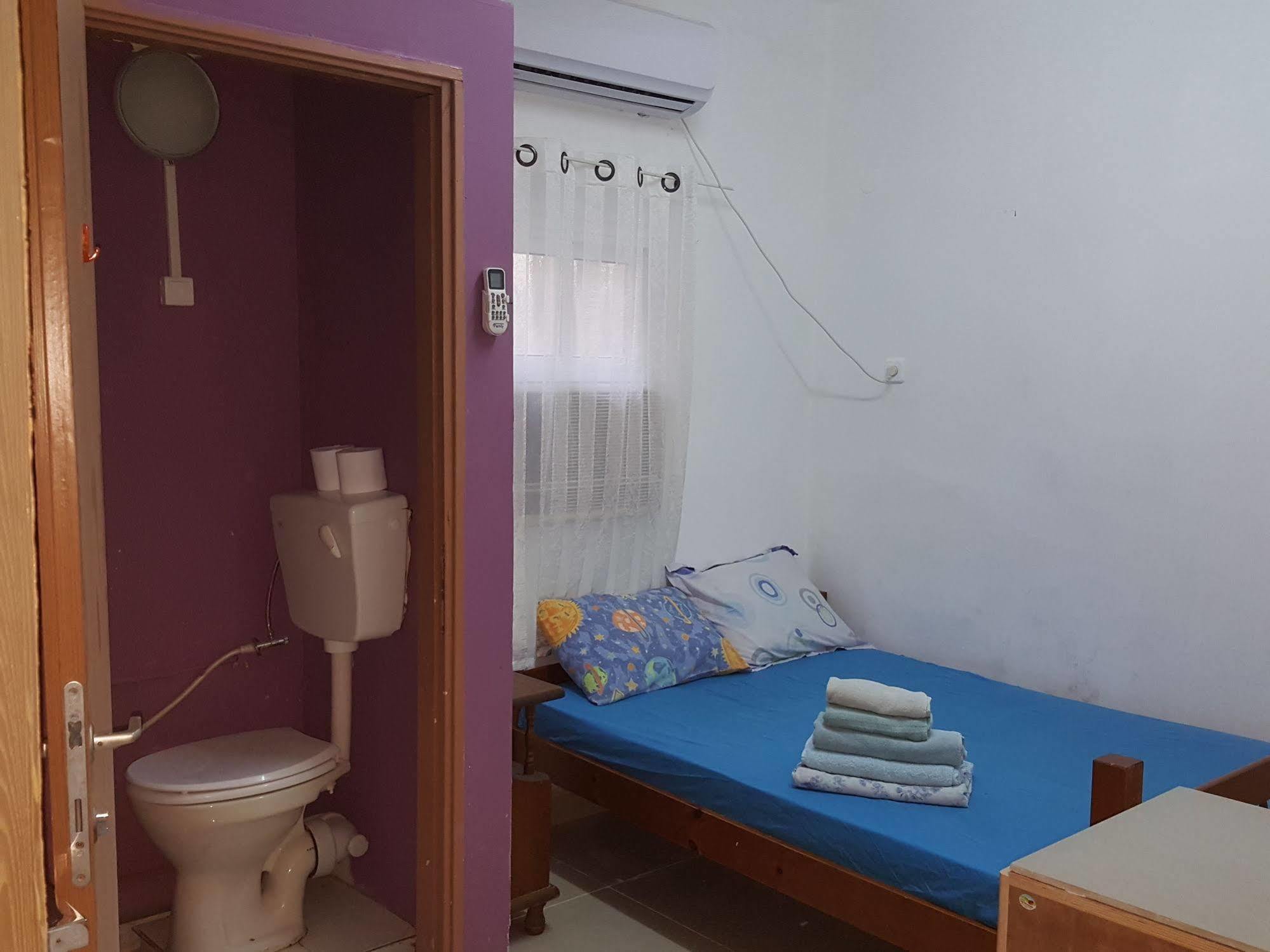 Netanya Motel Pierre Luaran gambar